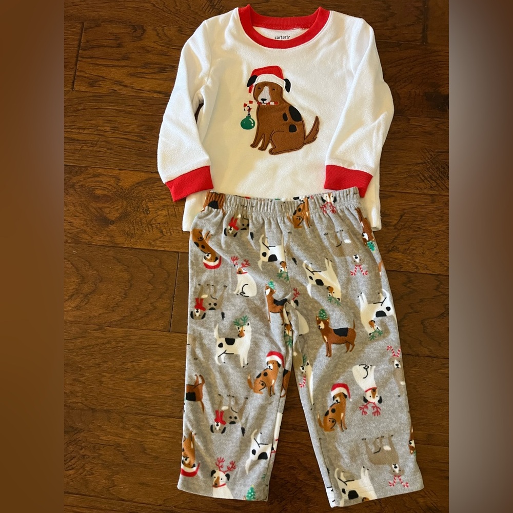 Set of 3 Carters size 2T Christmas PJs 2 NWOT fleece and one cotton - Picture 2 of 5
